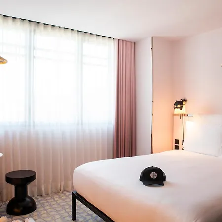 Mama Shelter Lisboa Hotel Exterior photo